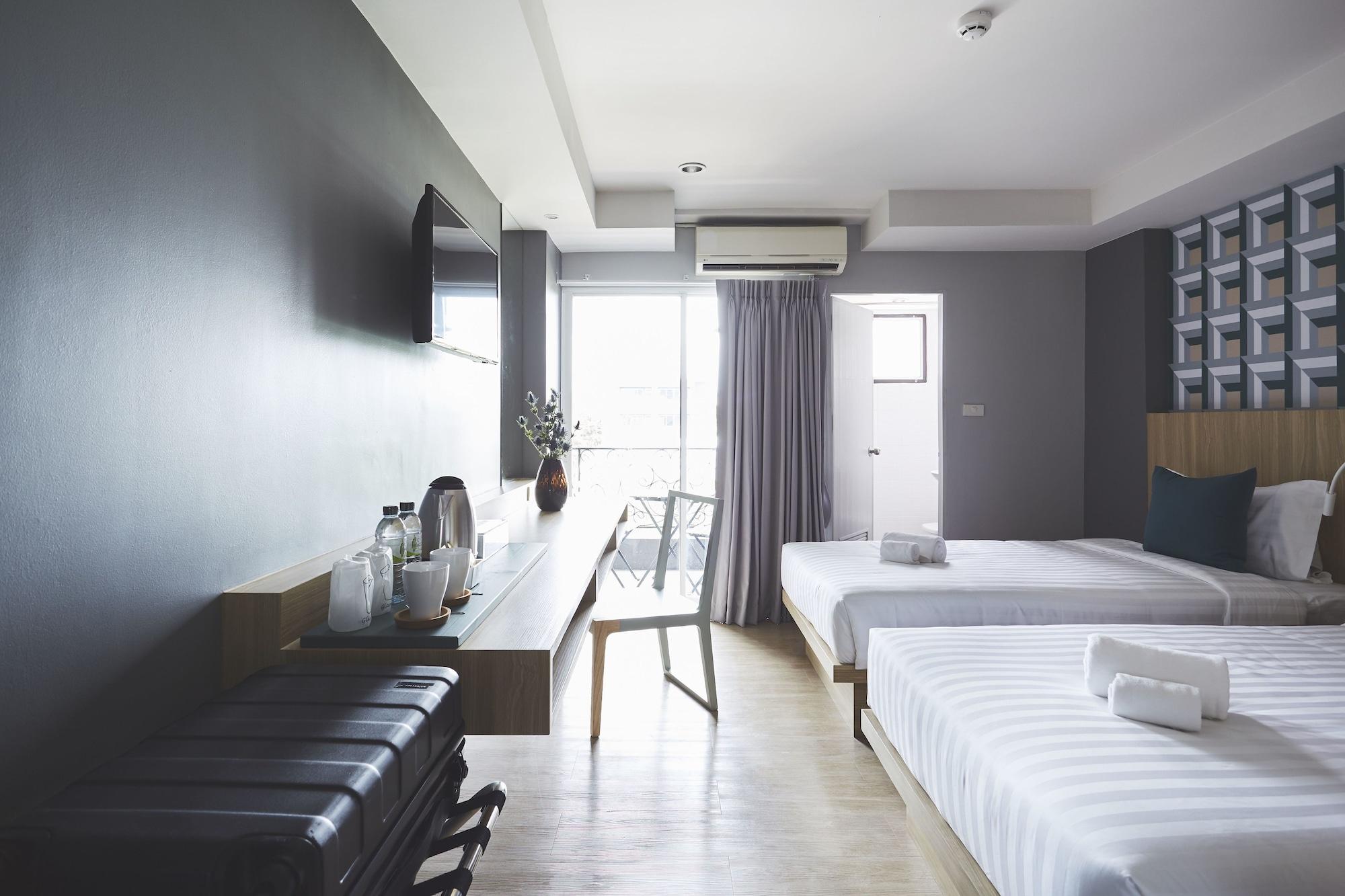 Theorie Hotel Sukhumvit By Slh - Sha Extra Plus Samut Prakan Exterior photo