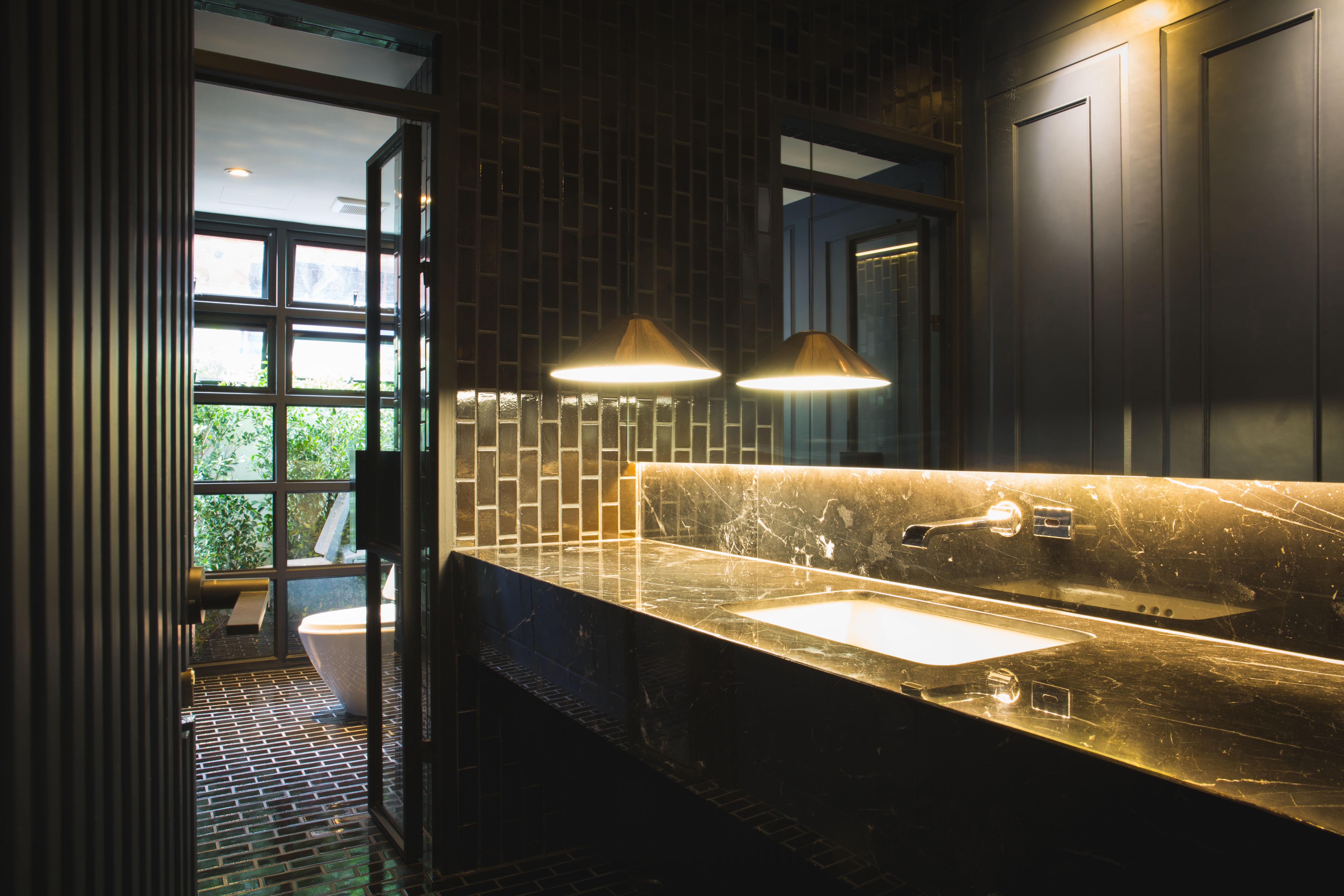 Theorie Hotel Sukhumvit By Slh - Sha Extra Plus Samut Prakan Exterior photo